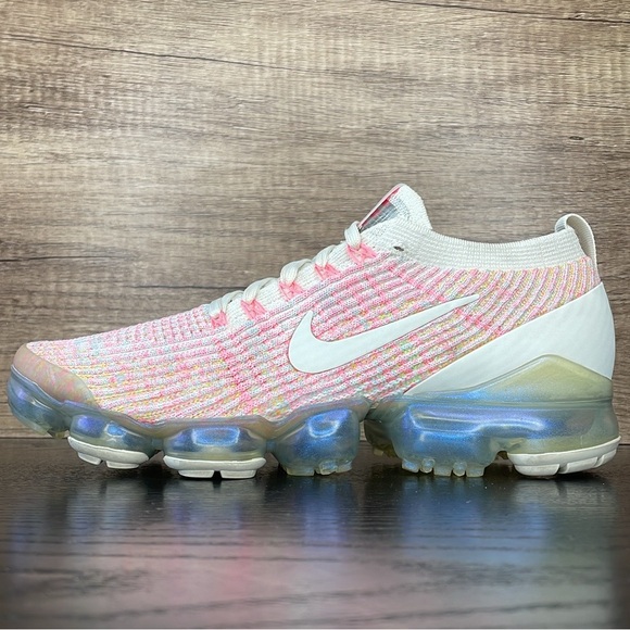 Nike Air VaporMax Flyknit 3 Running/Fashion Shoes - Picture 2 of 10